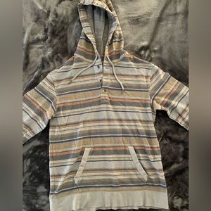 Men’s Small Hooded Shirt